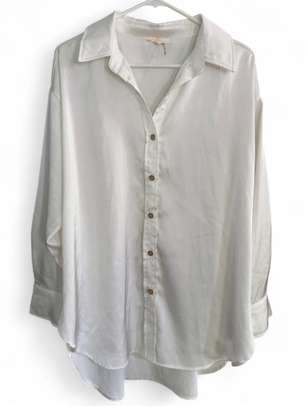 Entro Satin Ivory Oversized Button Down with Gold Detail Size Medium